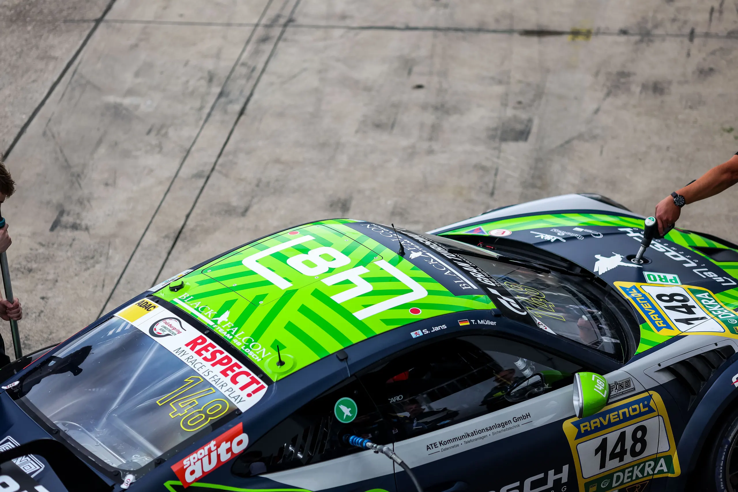 Einzelbild ohne Beschreibung in einer Bildergalerie