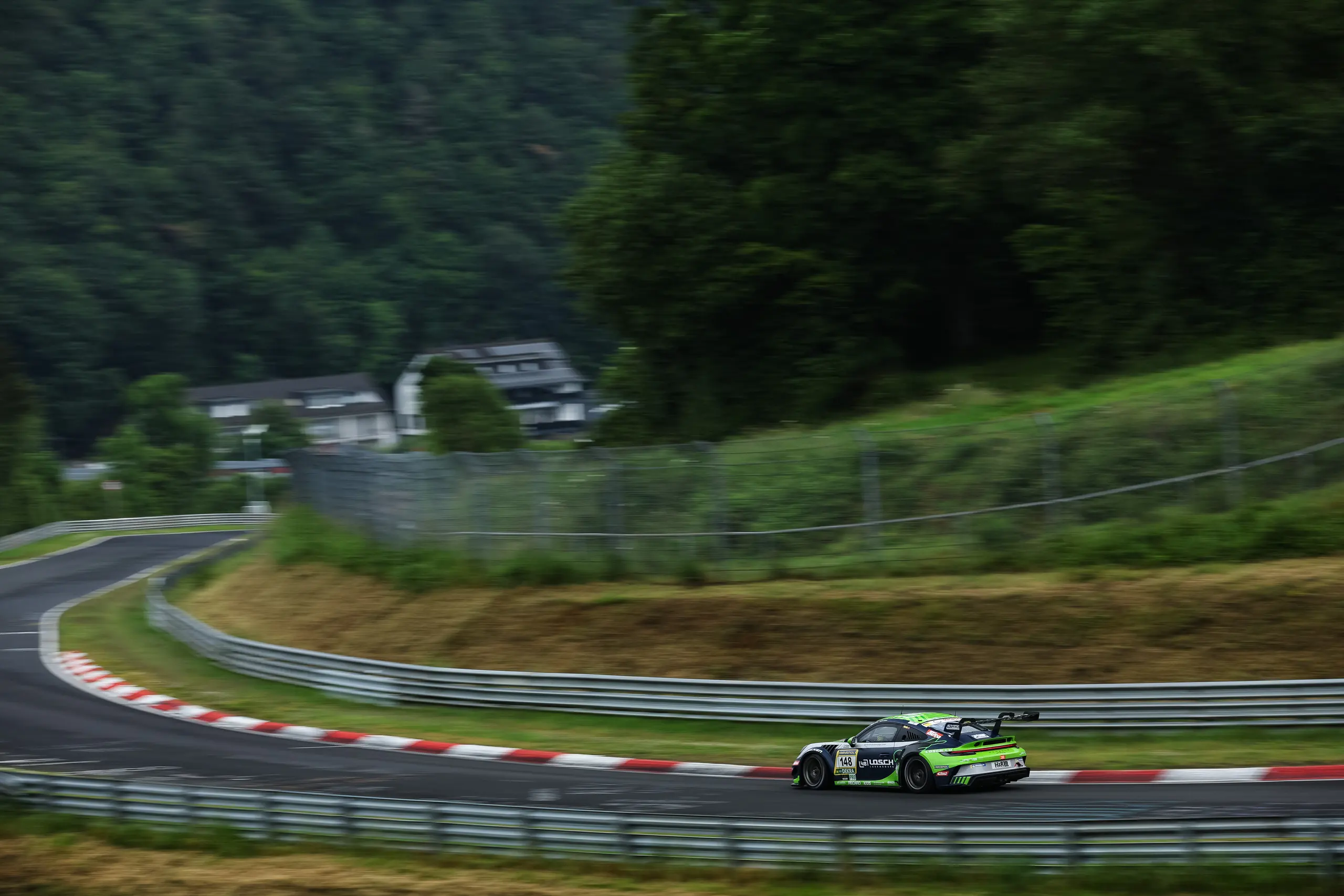 Einzelbild ohne Beschreibung in einer Bildergalerie