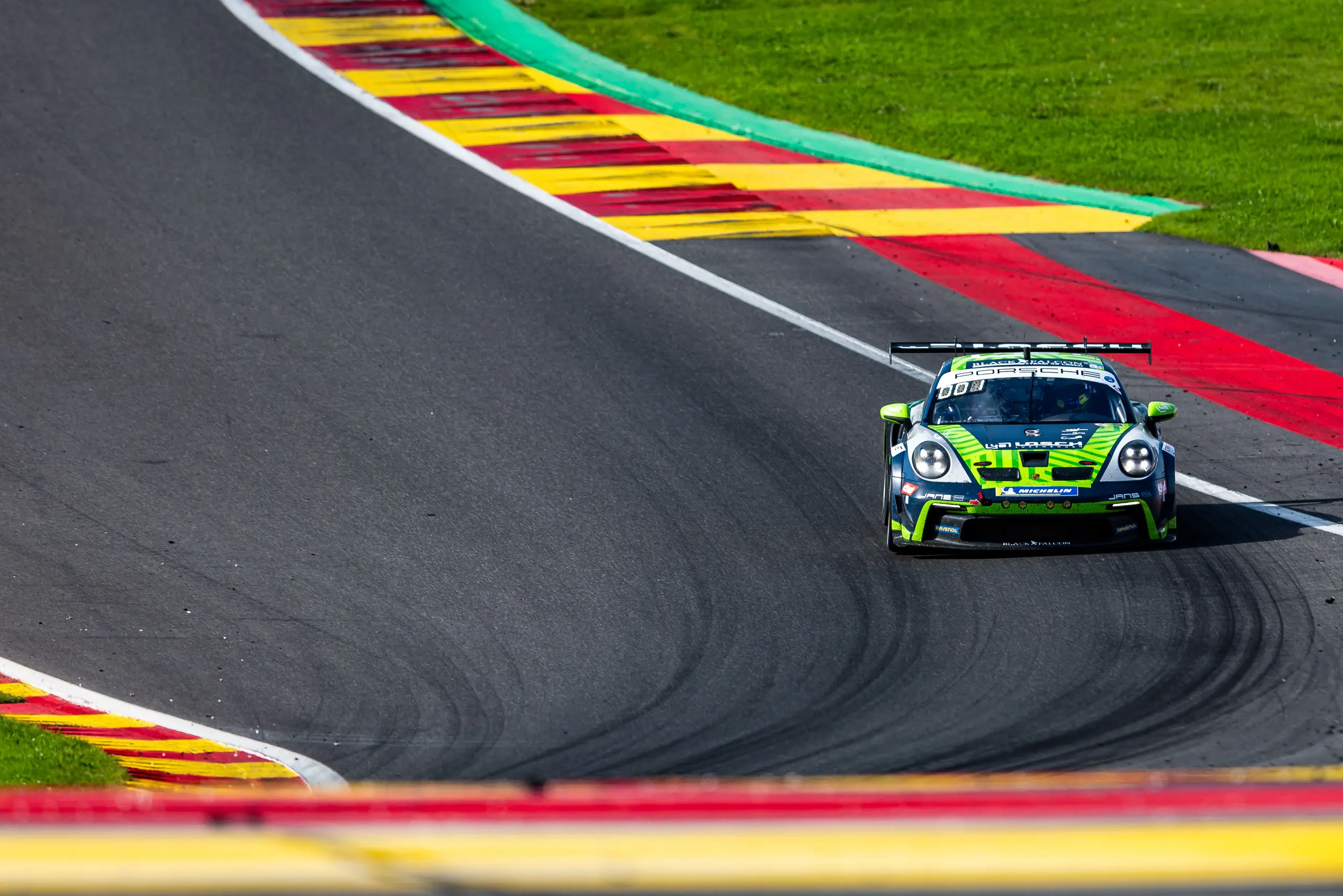 Einzelbild ohne Beschreibung in einer Bildergalerie