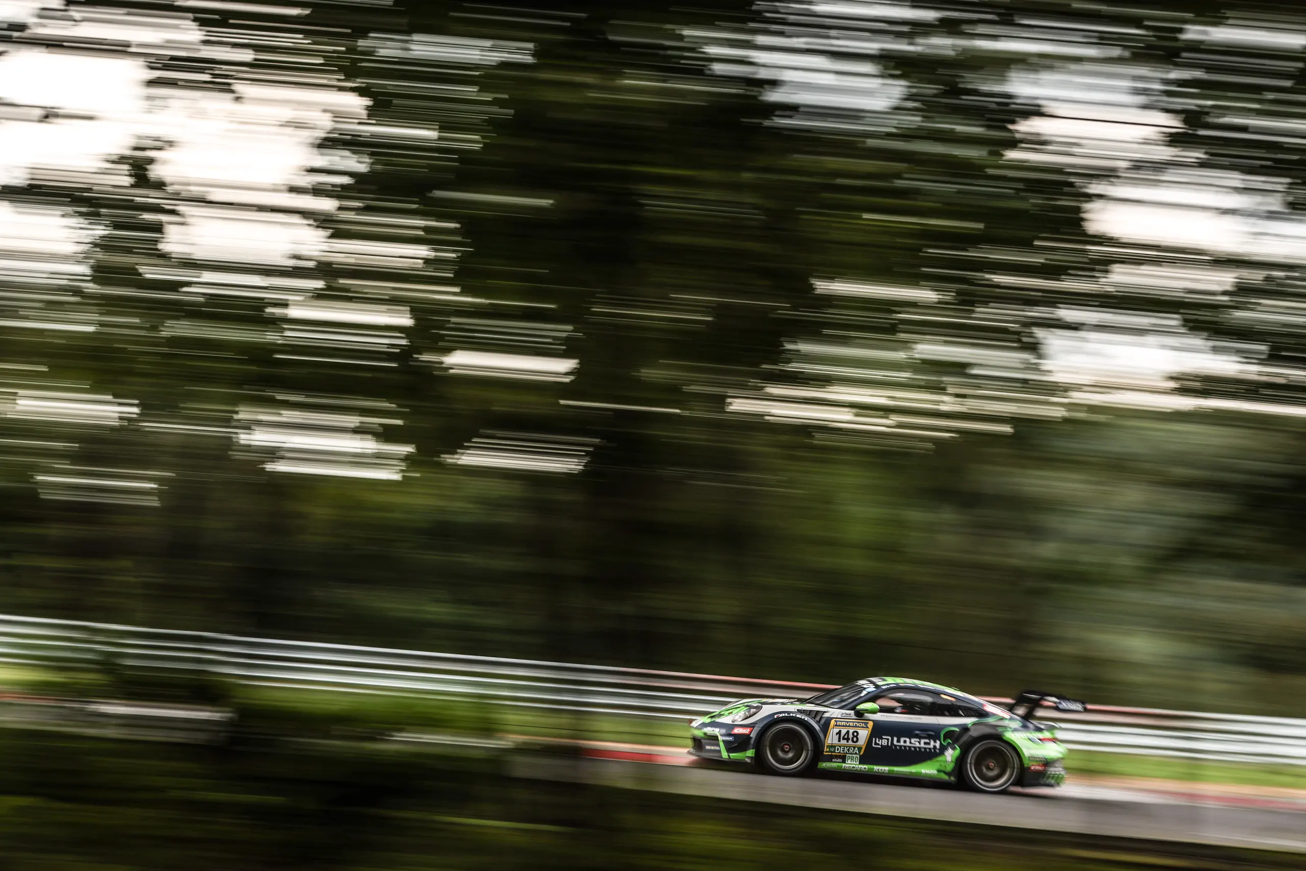 Einzelbild ohne Beschreibung in einer Bildergalerie