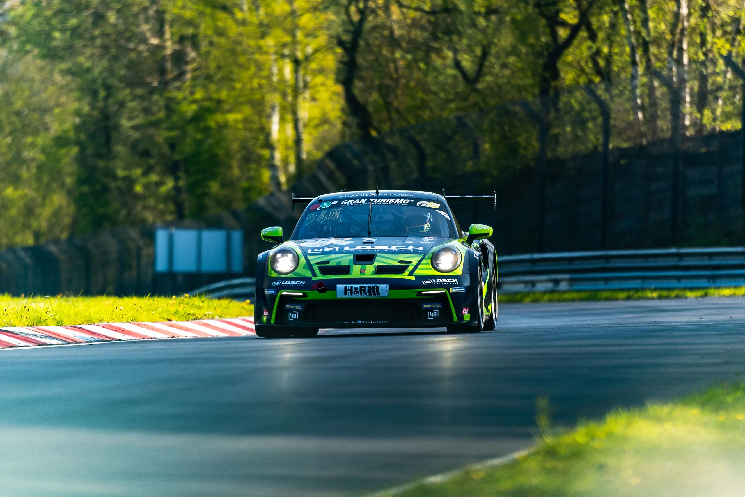 Einzelbild ohne Beschreibung in einer Bildergalerie